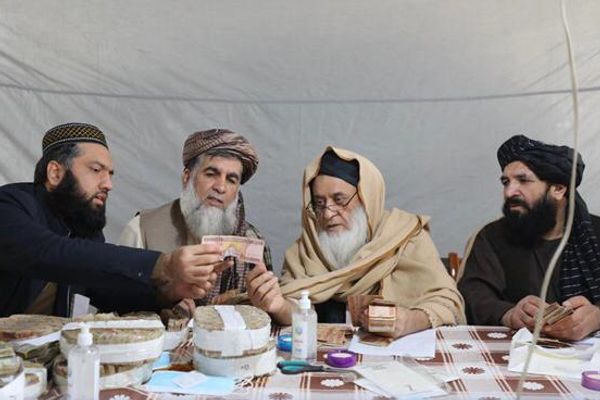 طالبانو په هرات کې د ۵۳۷ میلیونه افغانیو زاړه بانکنوټونه سوځولي