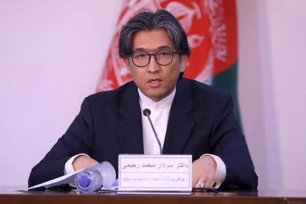 پخوانی چارواکی: د حقوقو او سیاسي علومو څانګو حذفول به افغانستان له فکري بحران سره مخ کړي