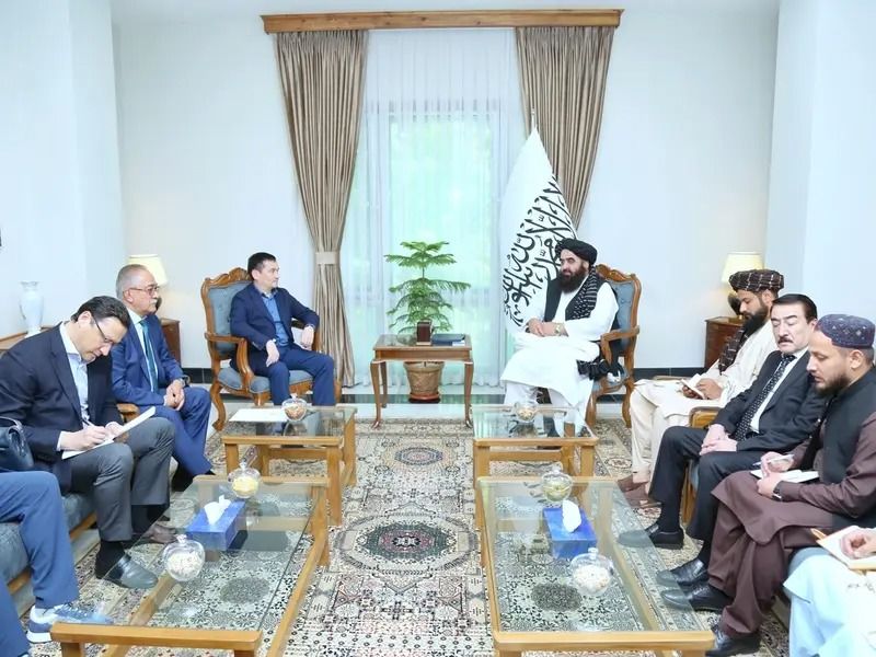 دې وروستیو کې هم ازبکستان د افغان ټرانس پروژې لپاره کابل ته پلاوی لېږلی و.