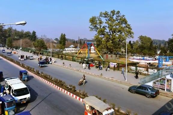 طالبان وایي له جلال‌اباد ښار څخه یې ۲۹ سوالګر راټول کړي دي