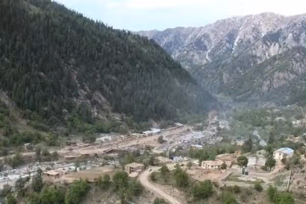 جبهه آزادی تصاویر اجساد دستکم ۱۰ جنگجوی طالبان در جنگ نورستان را منتشر کرد