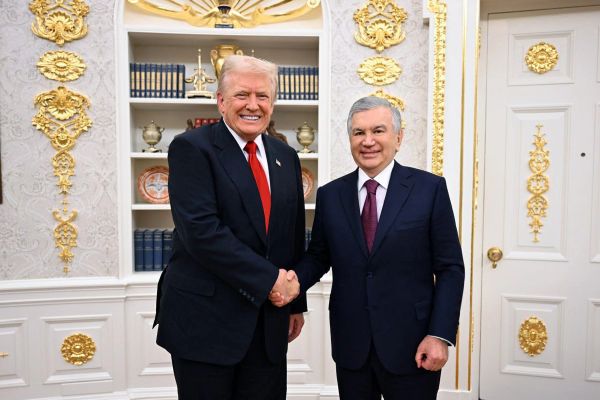 رئيسجمهور اوزبیکستان دونالد ترامپ را «رئيسجمهور جهان» خواند