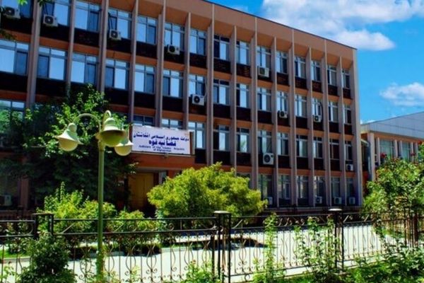 طالبانو په بامیانو کې د دوه ښځو په ګډون څلور کسان په دُرو وهلي دي