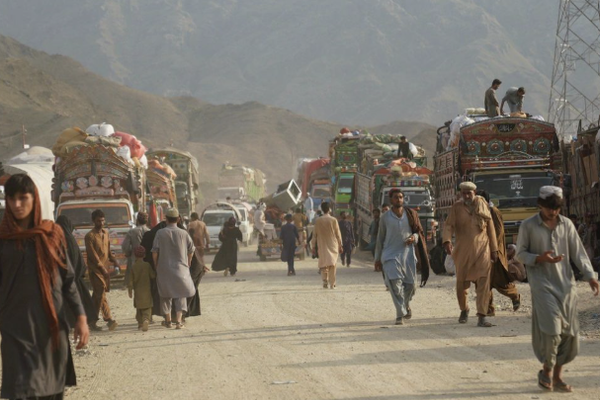 إفراج عن 209 سجناء أفغان من سجون باكستان وإعادتهم إلى بلادهم