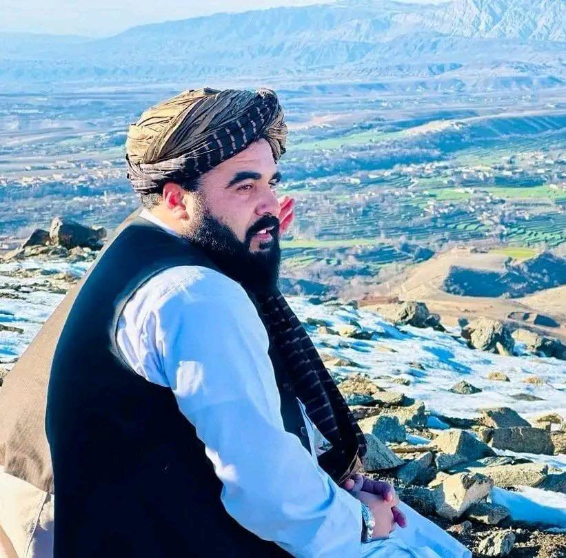 نارنج ګل مشاعره؛ د انتقادي شعرونو له امله د طالبانو ننګرهار اطلاعاتو او کلتور رییس منفک شو