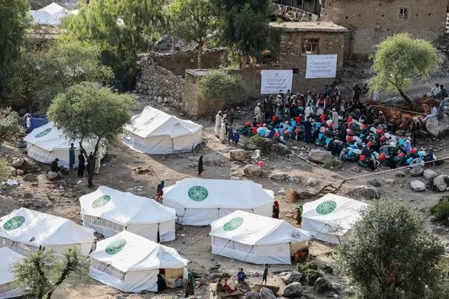 د کونړ زلزله ځپلي؛ اوچا وایي ۲۲۱ زره کسان لا هم بېړنیو مرستو ته اړتیا لري