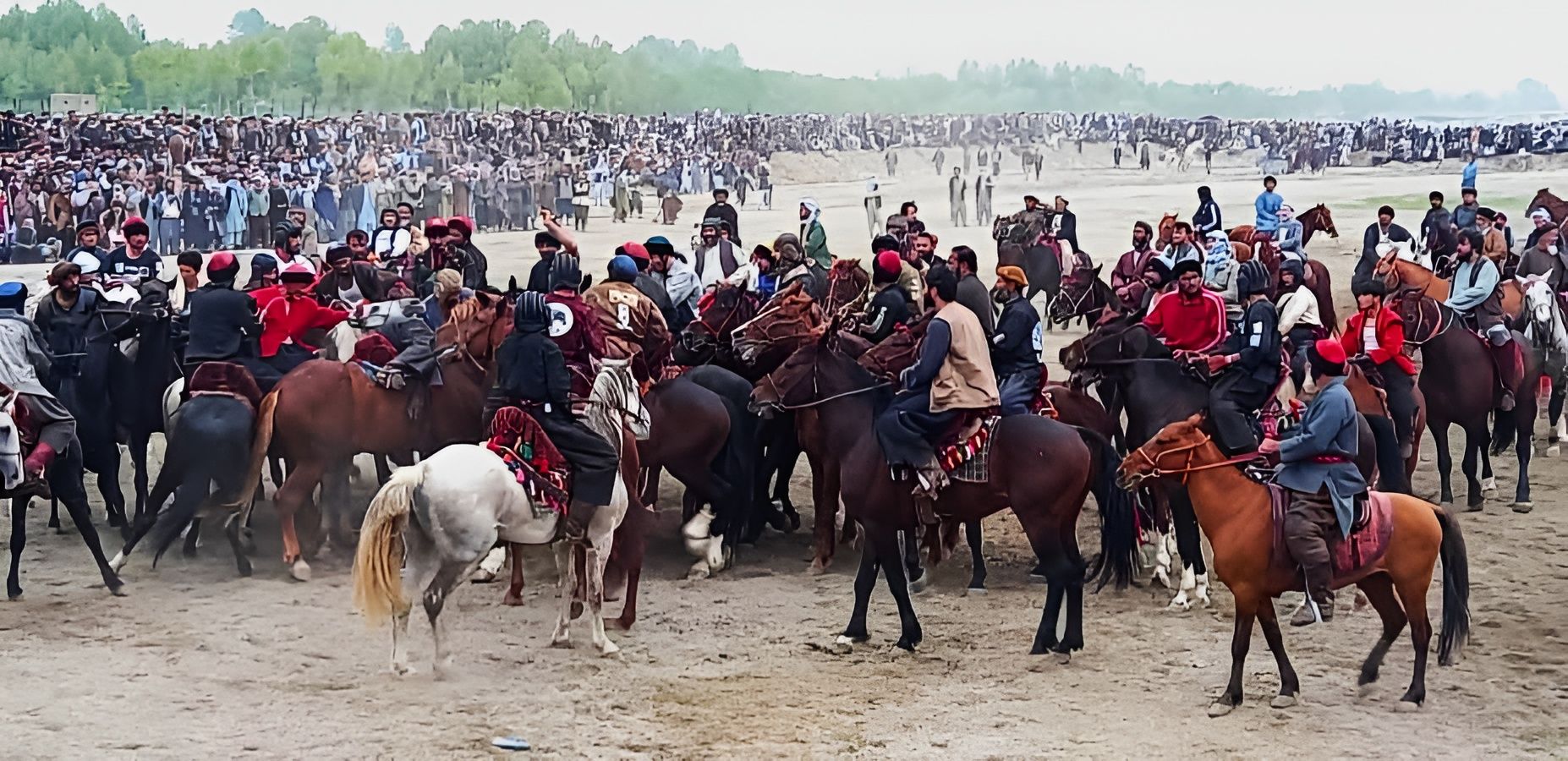 رقابت‌های سه‌روزه بزکشی با حضور ۲۰۰ چاپ‌انداز در ولایت تخار برگزار شد