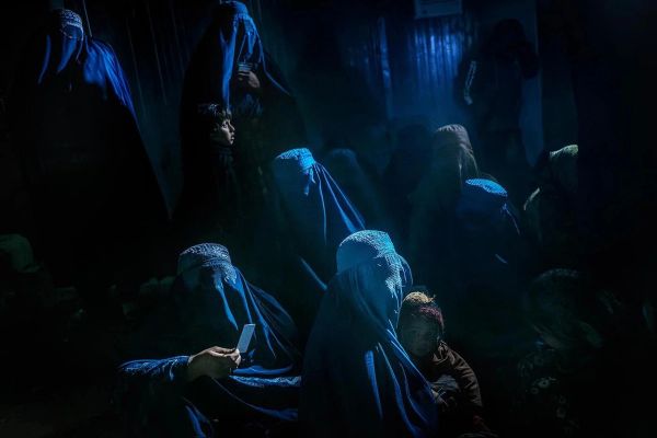 French Photographer Wins 2025 Roger Pic Award For Afghan Women Photo Series