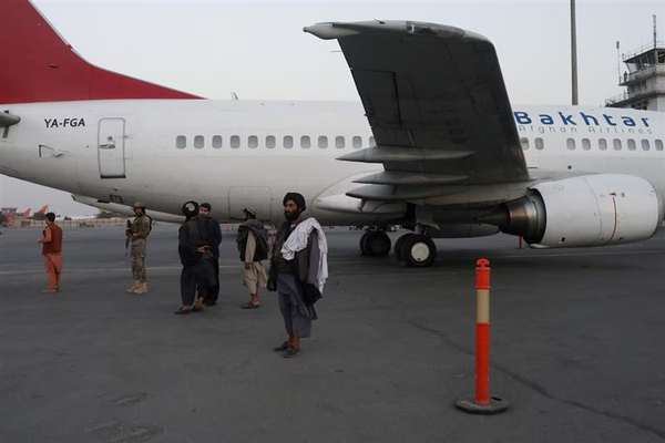 Austria Deports First Afghan Asylum Seeker Since Taliban Takeover