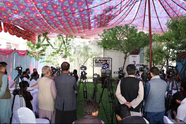 طالبان روز جهانی آزادی مطبوعات را با حذف «آزادی» و بدون خبرنگاران زن تجلیل کرد