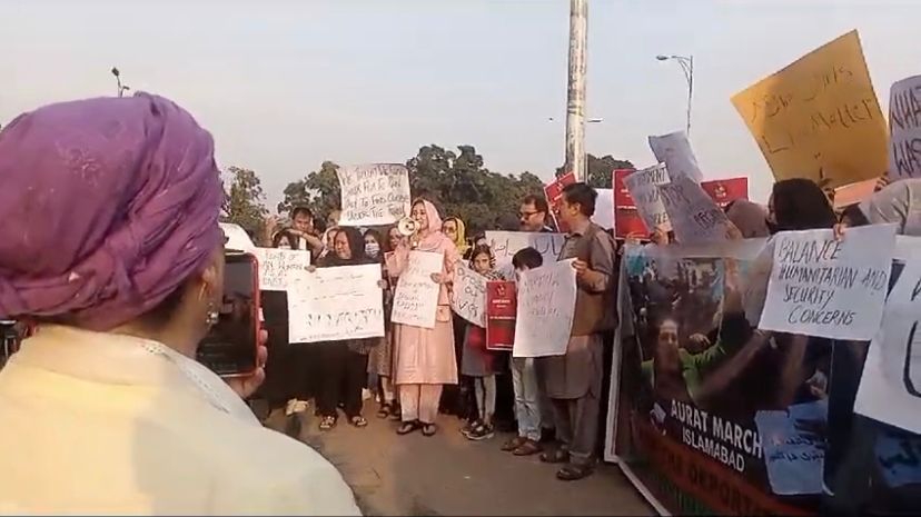 گزارشگران بدون مرز از پاکستان خواست خبرنگاران افغان را اخراج نکند