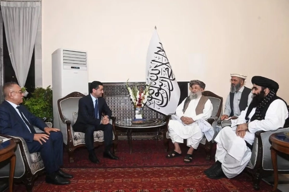 أوزبكستان تدرس إقامة تعاون عسكري–فني مع طالبان