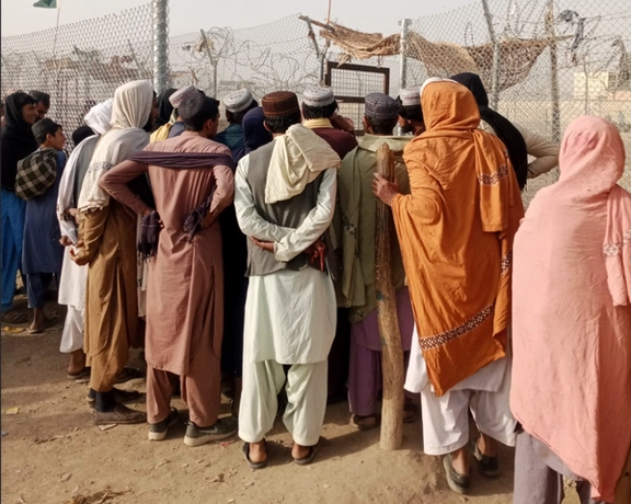 د سپین بولدک ـ چمن دروازه د هغو مساپرو له پاره وتړل شوه چې پاسپورټونه نه لري