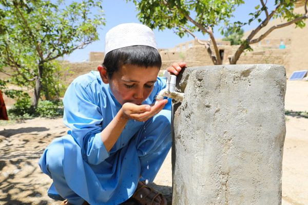 جاپان بیش از چهار میلیون دالر به افغانستان کمک کرد