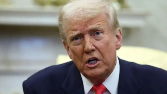 د امریکا ولسمشر ډونالډ ټرمپ له مسکو غوښتي چې په اوکراین کې احقمانه جګړه پای ته ورسوي