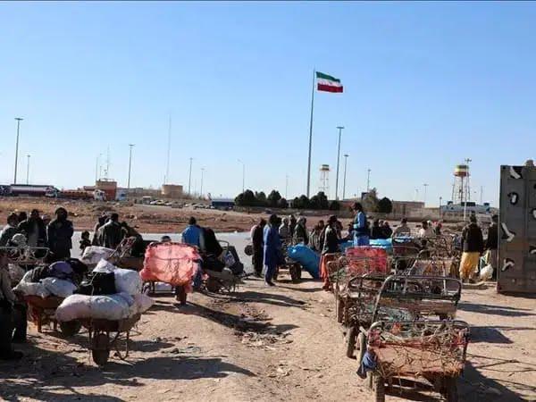 مقام ایرانی: پارسال ۸۵ هزار پناهجوی افغان از استان کرمان اخراج شدند
