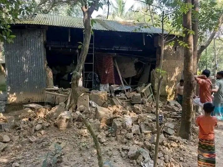 په بنګله‌دېش کې د زلزلې له امله د مړو شمېر ۹ ته ورسېد او سلګونه نور ټپیان دي