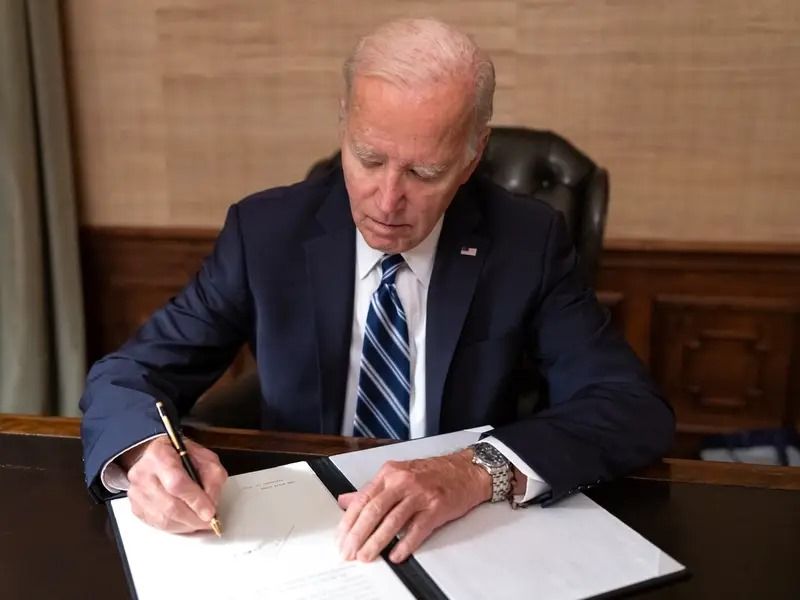 طرح موقت تامین بودجه نهادهای فدرال برای جلوگیری از تعطیلی دولت امریکا، به تصویب نهایی رسید