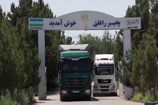 طالبان: د ازبکستان له لارې منځنۍ او سویلي اسیا ته د کرنیزو محصولاتو د لېږد هوکړه شوې