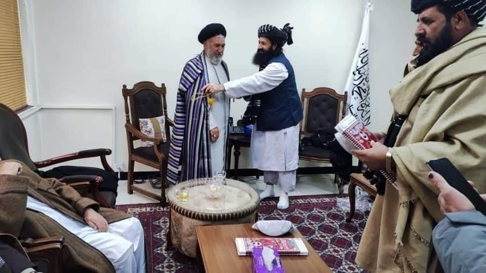 مطالبات جامعه شیعه افغانستان به طور مکتوب به طالبان تحویل داده شد
