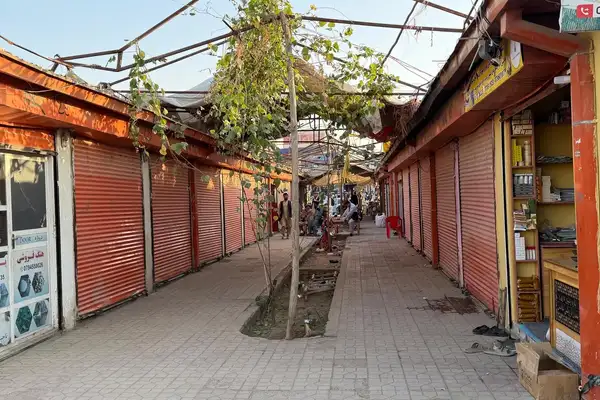 دکانداران در تخار میگویند طالبان کرایه دکانها را چهار برابر افزایش دادهاند
