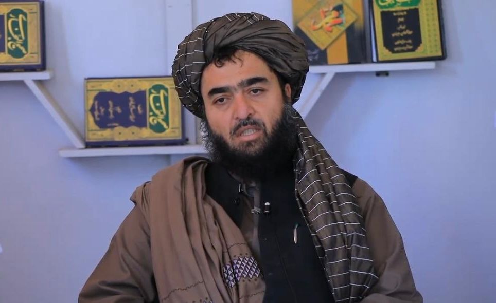 طالبان: ایران باید افغانان په درناوي او تدریجي توګه راستانه کړي