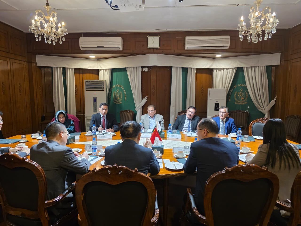 پاکستان و چین درباره تهدیدهای تروریستی از خاک افغانستان گفت‌وگو کردند