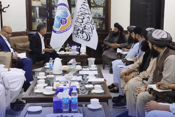 د طالبانو د کانونو وزارت: ازبکستاني پانګوال د افغانستان په کانونو کې پانګونې ته لېواله دي