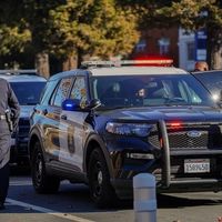 پولیس امریکا از تیراندازی در یک مرکز خرید در کالیفرنیا خبر داد