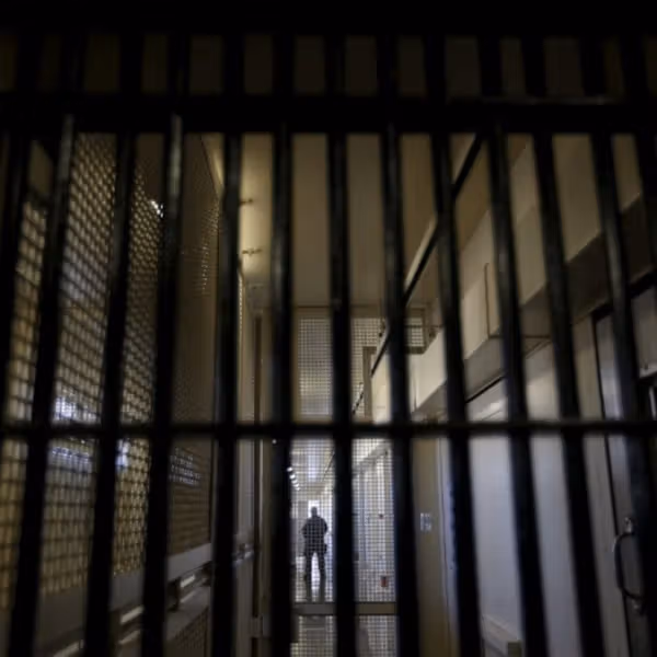 سازمان ملل: بیش از ۷۴۰ هزار زن و دختر در جهان در زندان بهسر میبرند