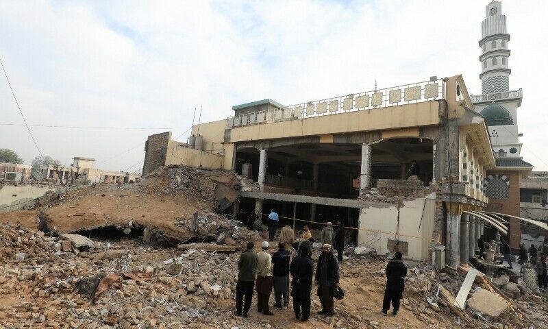 پولیس پاکستان: یک عامل حمله به مسجد پیشاور در افغانستان آموزش دیده است