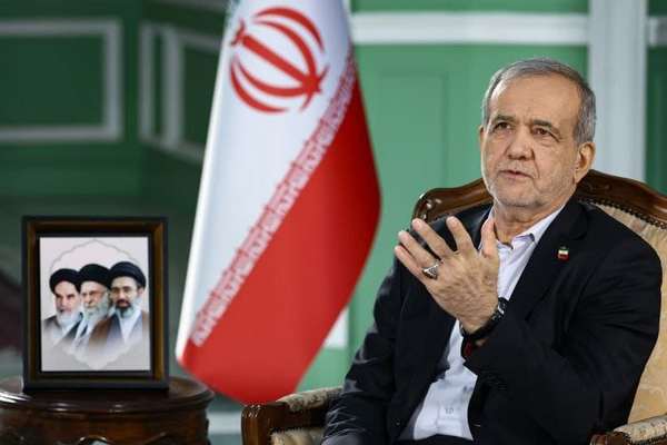 پزشکیان: که امریکا د اسلاماباد هوکړه عملي کړي د هرمز تنګی پرانېستل کېږي