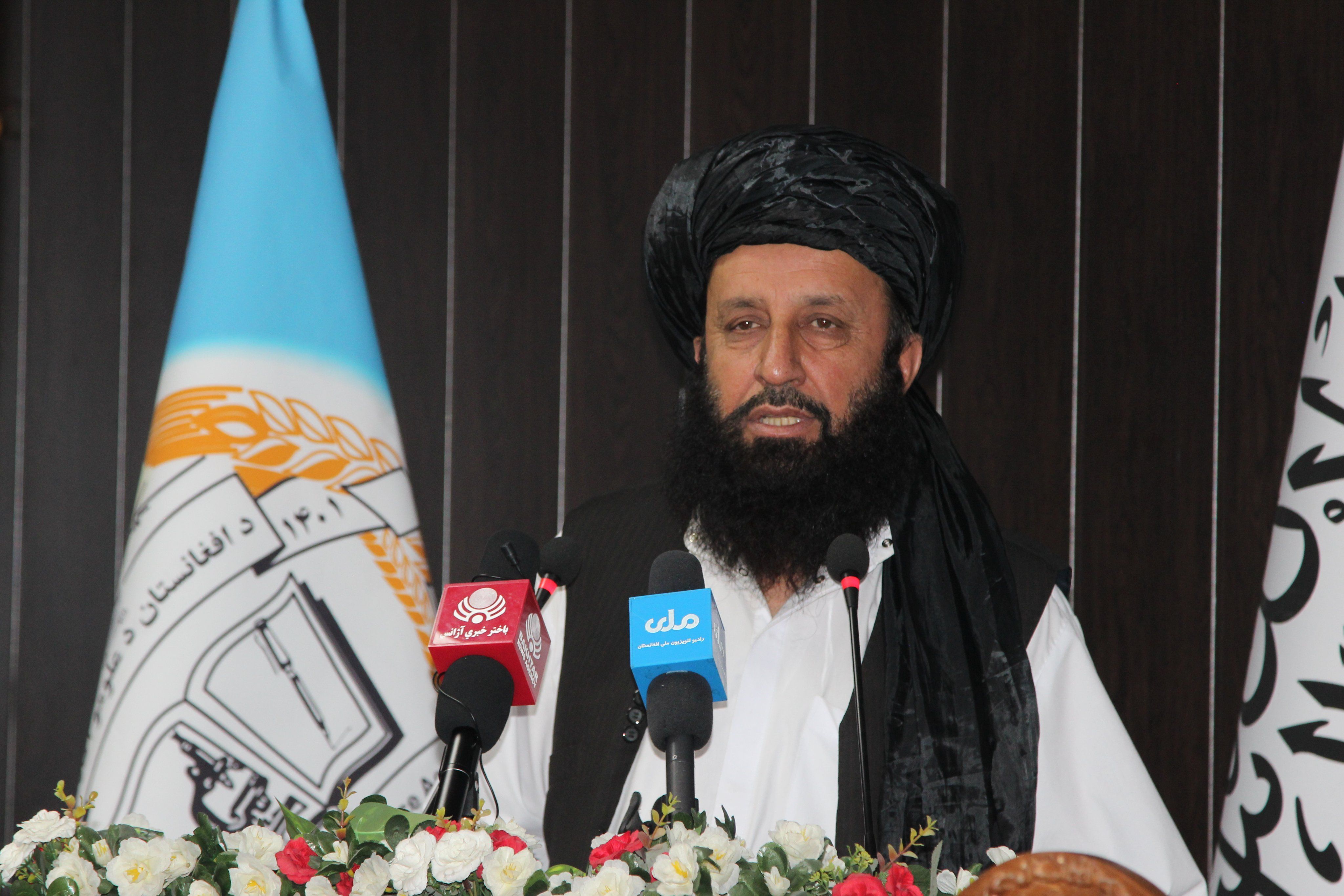 یک مقام ارشد وزارت حج و اوقاف طالبان: نیکتایی نشان کفر و صلیب است، نابود شود