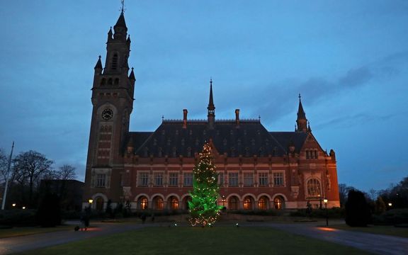 دادگاه بین المللی لاهه از روسیه خواست تا عملیات نظامی خود را در اوکراین متوقف کند