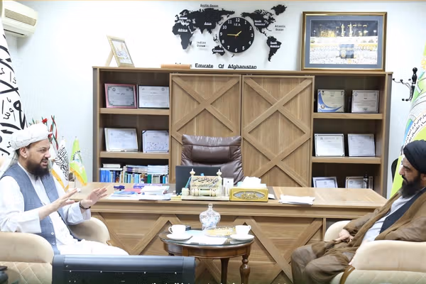 عبداللطیف منصور له اهل تشیع سره کتنه کې؛ زموږ نظام ټولو مذهبونو ته درناوی لري