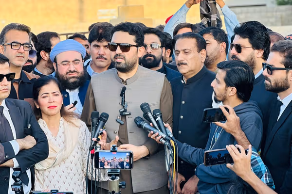 د پښتونخوا اعلی وزیر: قبایلي سیمو کې د پوځي عملیاتو په نوم ناسمې پالیسۍ راته د منلو وړ ندي