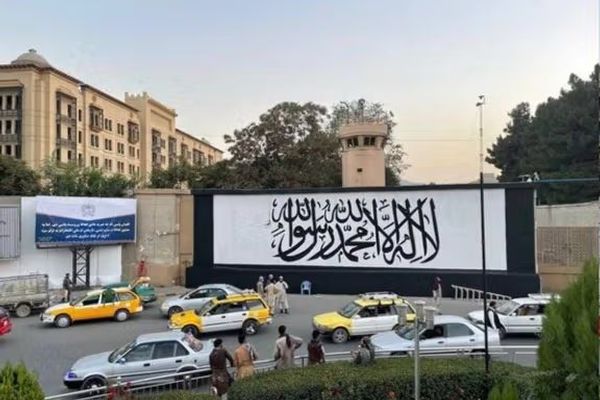 امریکا په افغانستان کې د خپلو وګړو د خپلسري نیونې په اړه خبرداری ورکوي