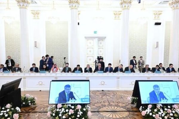 طالبانو او روسیې د اقتصادي اړیکو پر پراختیا ټینګار کړی