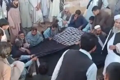 دختر سنی پس از آنکه طالبان نکاحش با پسر شیعه را فسخ کرد، به زندگیاش پایان داد