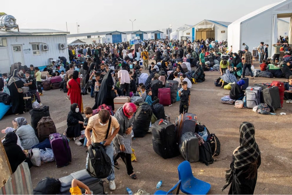 370,000 Afghan Migrants Return From Iran In Two Weeks, Says UN