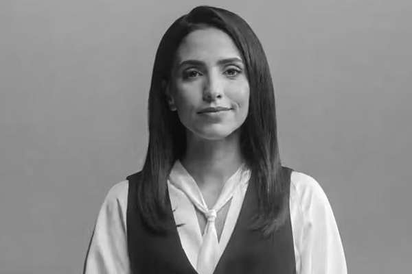 د ایران انټرنشنل خبریالې او ویاندې فرحناز اسپد په ۳۷ کلنۍ کې له نړۍ سترګې پټې کړې