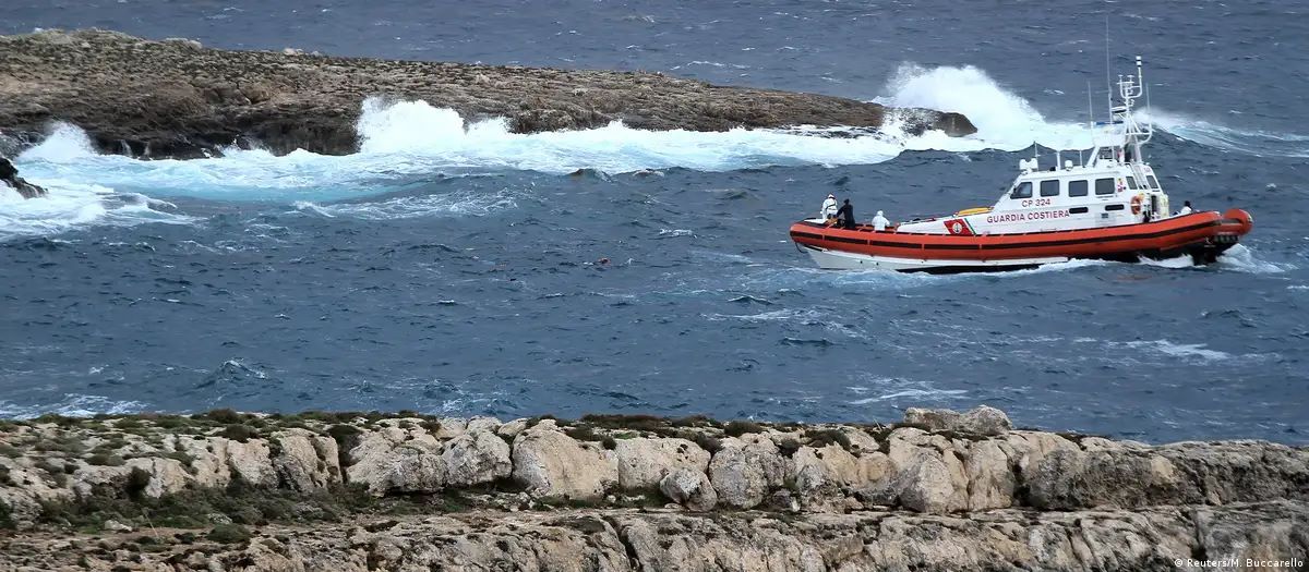 سازمان ملل: در پی غرق شدن یک قایق، ۳۷ پناهجو بین آب‌های تونس و ایتالیا ناپدید شده‌اند