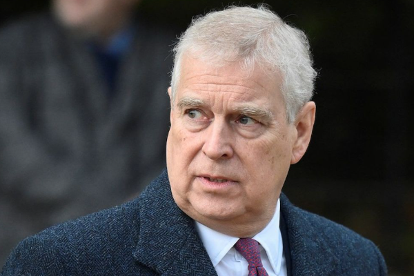 وثائق إبستين: شقيق ملك بريطانيا راسل إبستين بشأن فرص استثمارية في أفغانستان