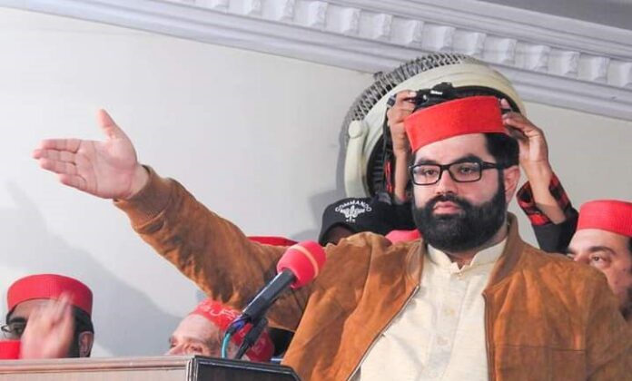 اېمل ولي خان: د ترهګرو بیا مېشتولو مسوولین پاکستاني جنرالان قمر جاوید باجوه او فیض حمید دي