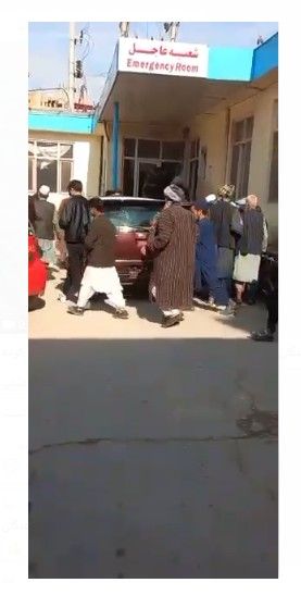 طالبان می‌گوید انفجار در مسجد شهر ایبک سمنگان ناشی از پرتاب بمب دستی بود