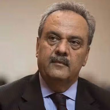 اصف درانی: د ترهګرو د ملاتړ له امله طالبان نهدي توانېدلي له نړۍوالې ټولنې سره اړیکې ورغوي