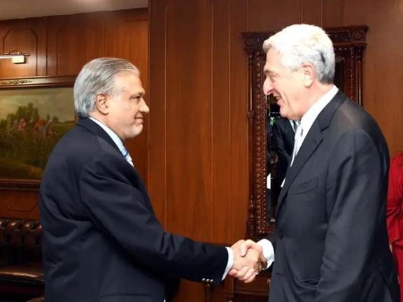 پاکستان افغان لاریونکوونکي په اروپا کې په خپلو سیاسي استازولیو په برید تورن کړي