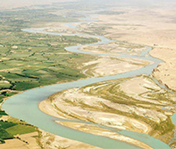 عضو مجلس ایران از وزارت خارجه خواست درباره حق‌آبه هلمند با طالبان به طور جدی مذاکره کند