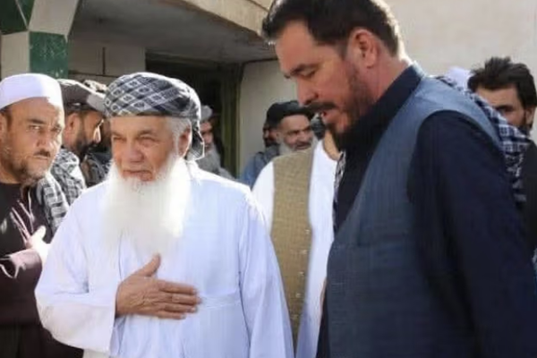 إسماعيل خان يطالب إيران بالكشف عن منفذي اغتيال القائد الجهادي