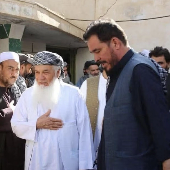 إسماعيل خان يطالب إيران بالكشف عن منفذي اغتيال القائد الجهادي